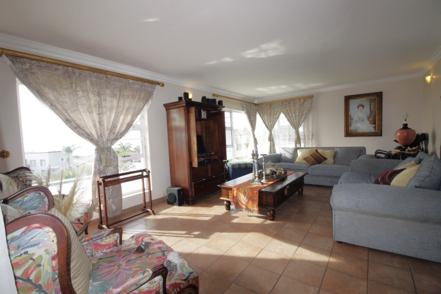 3 Bedroom Property for Sale in Wavecrest Eastern Cape